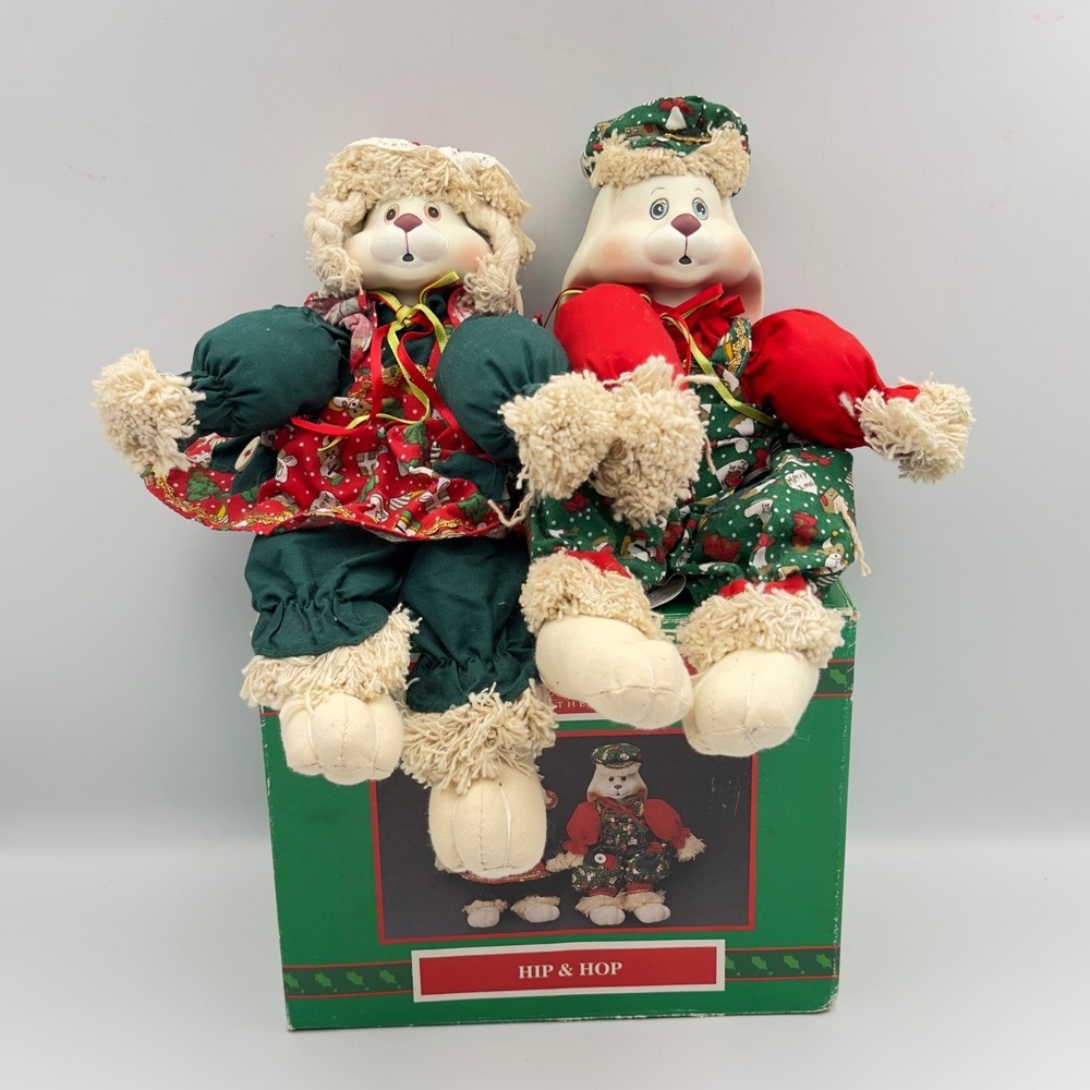 House of Lloyd Christmas Around the World Hip & Hop Bunny Doll Set‎ Vintage Box